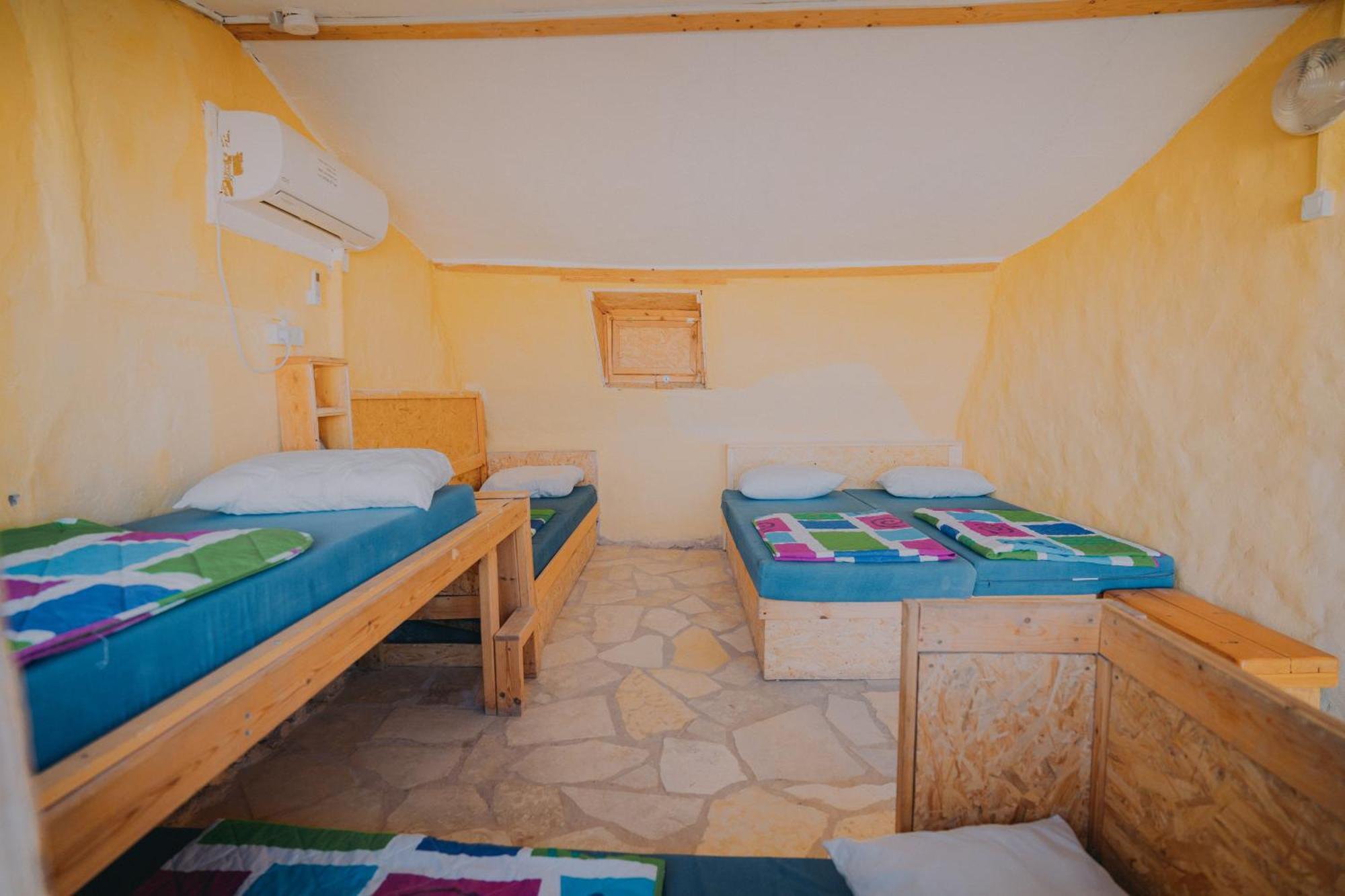 Desert Shade Camp חוות צל מדבר Villa Micpe Ramon Szoba fotó