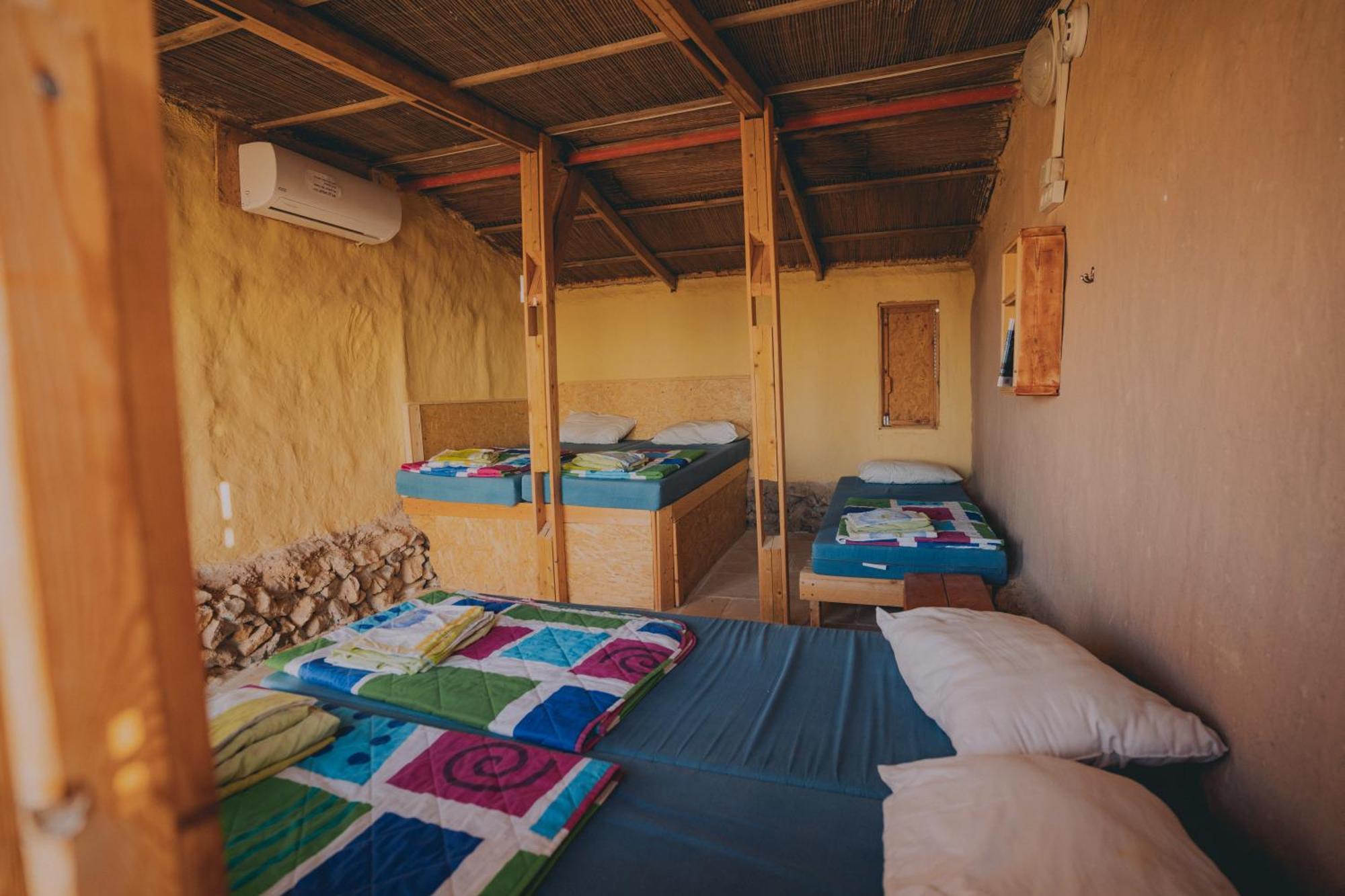 Desert Shade Camp חוות צל מדבר Villa Micpe Ramon Szoba fotó