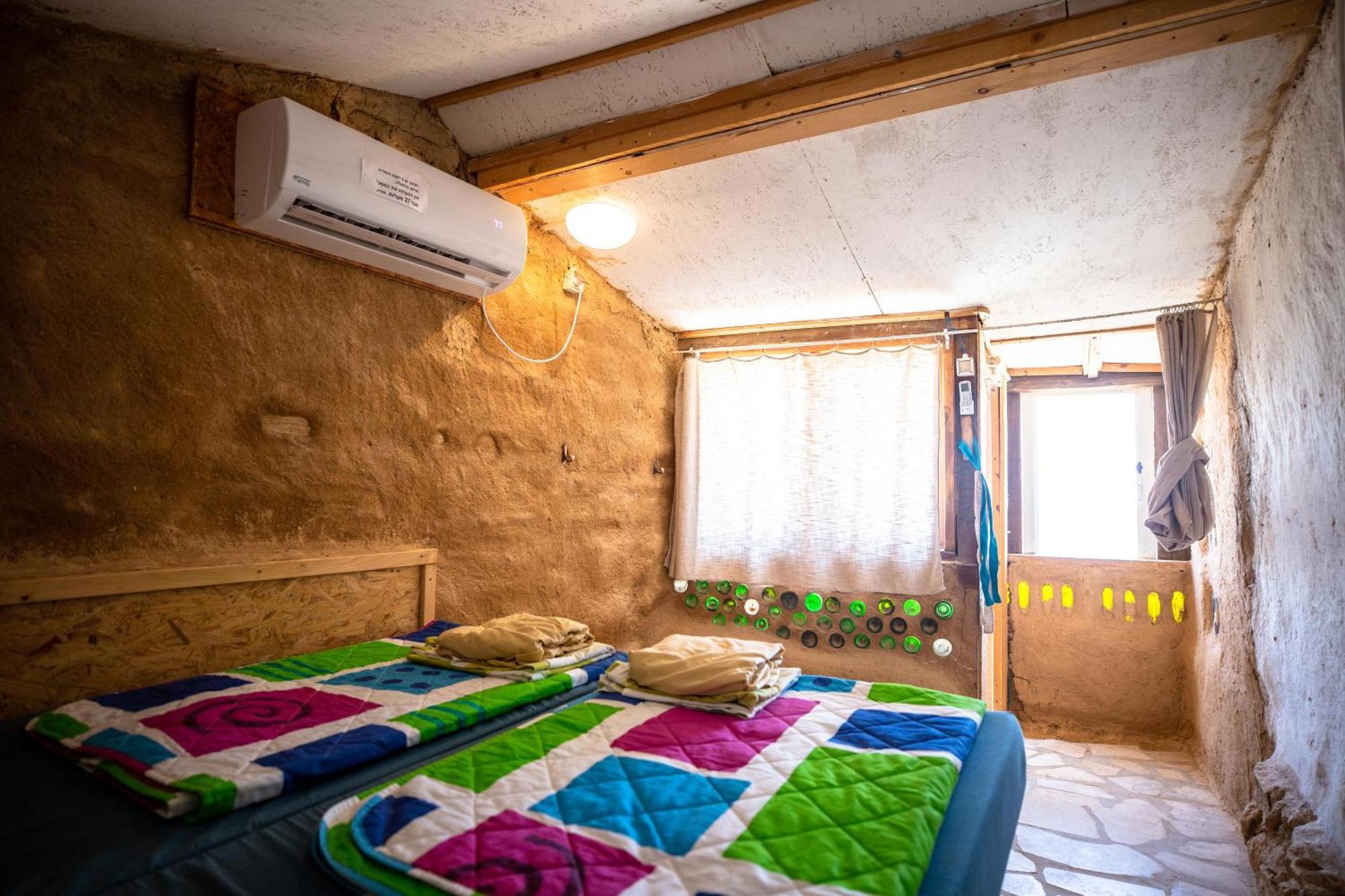 Desert Shade Camp חוות צל מדבר Villa Micpe Ramon Szoba fotó