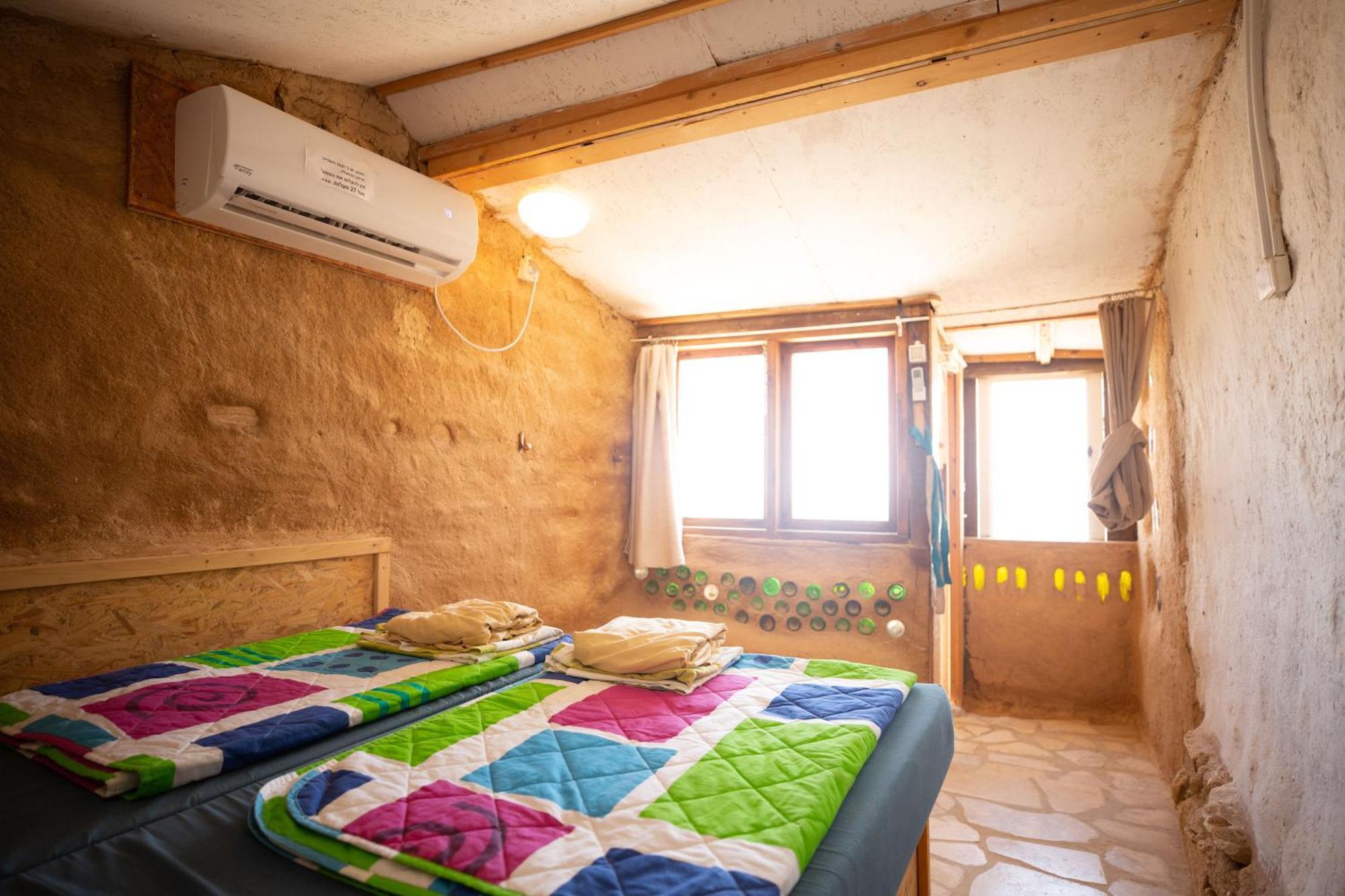 Desert Shade Camp חוות צל מדבר Villa Micpe Ramon Szoba fotó